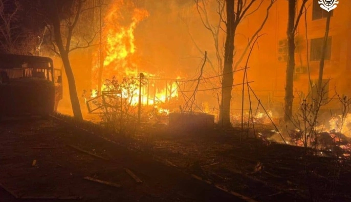 Росіяни атакували Білгород-Дністровський на Одещині, сталася пожежа на базі відпочинку