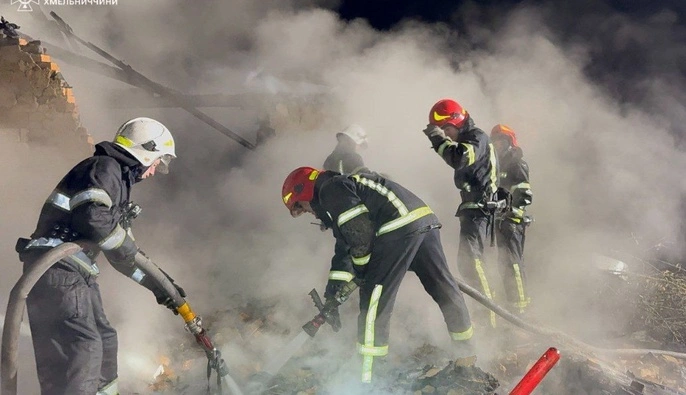 В пожаре в Хмельницкой области погибли мать и трое детей