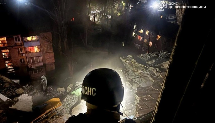 Атаки РФ на Дніпропетровщину: поранено 3 людей, пошкоджена інфраструктура та багатоповерхівки