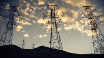 Укрэнерго: из-за облачной погоды и последствий атак в ряде областей применяются ограничения