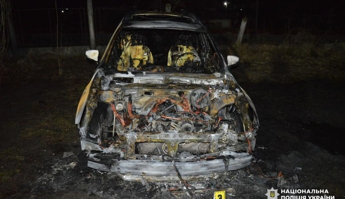 Во Львовской области готовят подозрение четырем подросткам: могли поджечь авто по заказу РФ