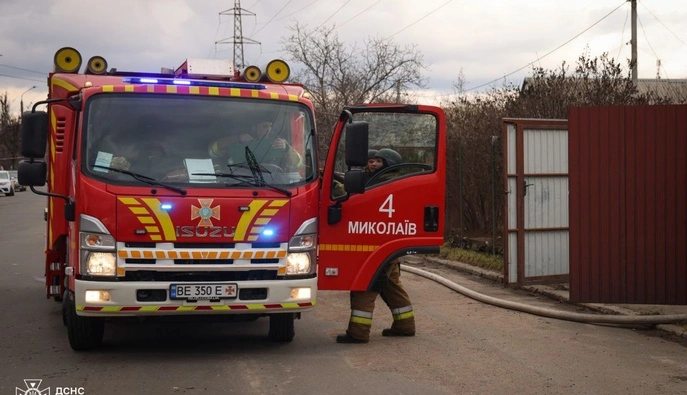 РФ совершила дроновую атаку на Николаев: в ГСЧС рассказали о пострадавших и разрушениях