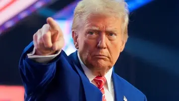 Трамп резко изменил курс в конфликте с Ираном, заговорив о капитуляции - NYT