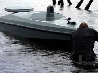 Economist: Україна встановлює дрони-перехоплювачі на катери Magura — це відповідь на нову тактику РФ