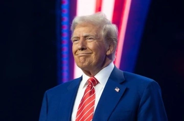 Трамп заявил, что США уничтожили 42 иранских корабля за три дня