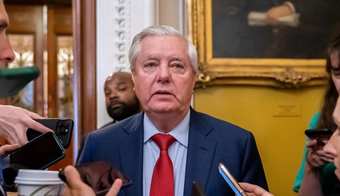 Грем закликає обережно обирати цілі в Ірані, щоб не пошкодити нафтову інфраструктуру