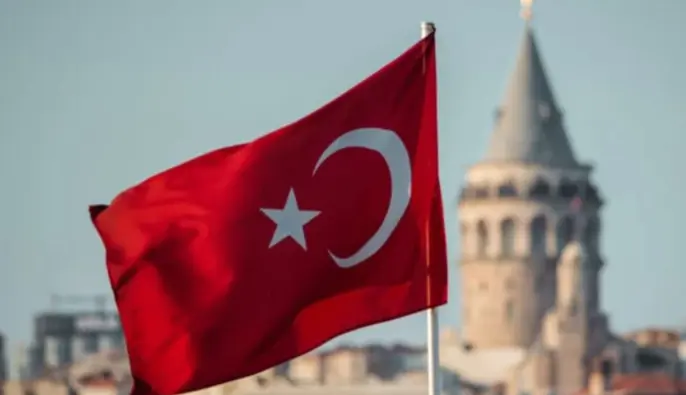 Над Турцией средства ПВО НАТО сбили еще одну иранскую ракету — Минобороны