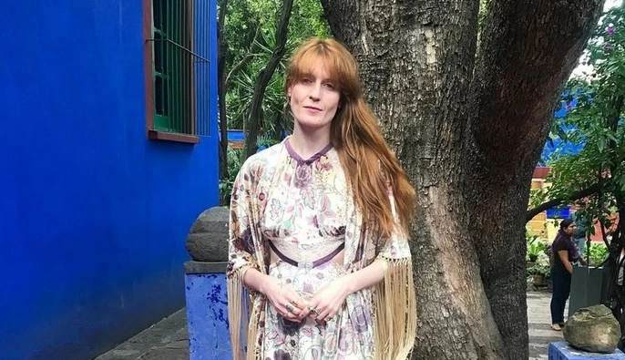 Флоренс Велч на концерті у Празі заступилася за український прапор: відео розчулило мережу