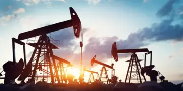 Трамп оголосив про тимчасове скасування частини нафтових санкцій через зростання цін