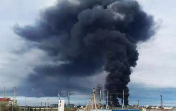 Ефект DeepStrike: переробка нафти в РФ впала на чверть після українських ударів