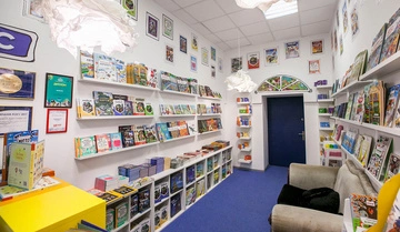 Книгарня ARTBOOKS закривається й оголошує розпродаж: що зміниться в роботі видавництва