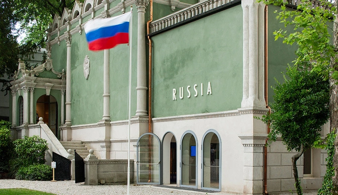 Єврокомісія пригрозила позбавити Венеційську бієнале грантів ЄС через можливу участь Росії