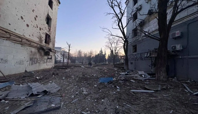 Росія атакувала середмістя Краматорська авіабомбами — є поранена