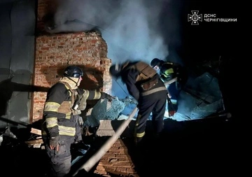 В результате атаки врага на Черниговщине сгорело зернохранилище