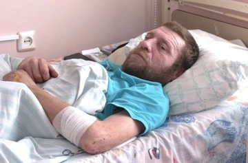 Боец ВСУ убедил двух россиян сдаться, когда попал в плен РФ на поле боя