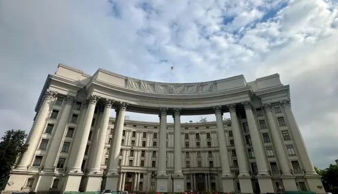 МИД: резолюция Венгрии против вступления Украины в ЕС играет в пользу России