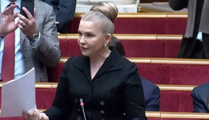 Напевно, це кохання: Вірастюк знову не зводить очей з Тимошенко