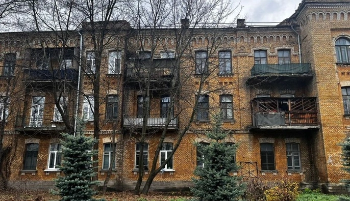 Прокуратура через суд требует восстановить историческое здание в Соломенском районе Киева