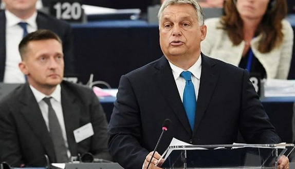 Визит венгерских дипломатов в Украину является очередной провокацией Орбана перед выборами - експерт