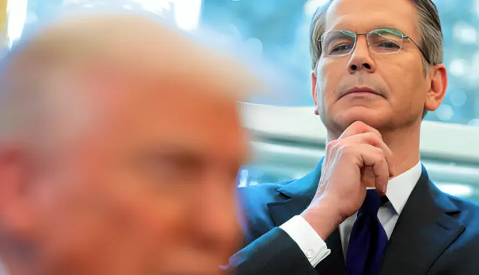 Бессент: РФ не получит значительной прибыли от временного ослабления санкций на нефть