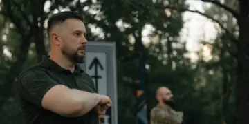 Готовили ракетный удар по командиру: в Харьковской области разоблачили агента РФ, шпионившего за Билецким