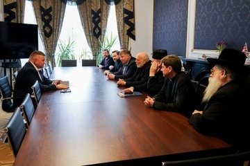 Залужный встретился в Лондоне с делегацией Всеукраинского совета церквей