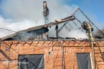 ДСНС: Росіяни атакували два райони Дніпропетровщини, є постраждалий 