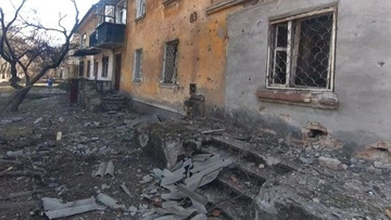 Российская атака на Днепр: взрывной волной поврежден жилой дом, ранен мужчина