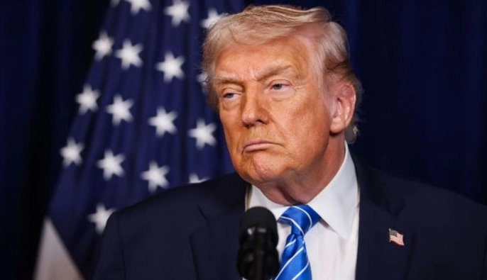 Трамп хочет, чтобы союзники направили военные корабли в Ормузский пролив — Reuters