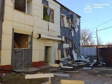 В Харьковской области в результате российских обстрелов погибла женщина, трое человек получили ранения