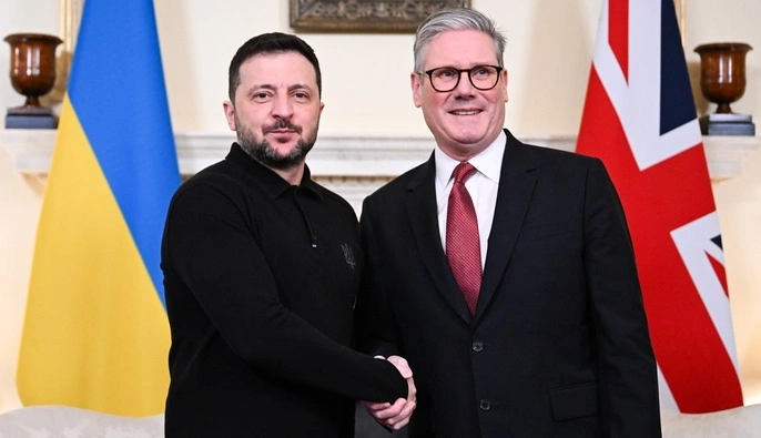 Зеленський та Стармер підписали заяву щодо стратегічного партнерства України та Британії 