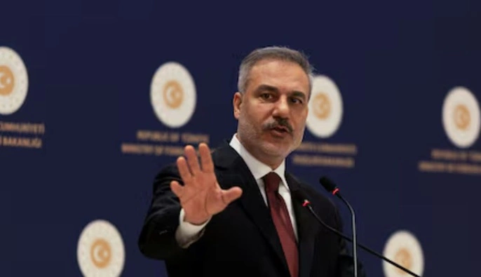 Турция готова принять новый раунд переговоров между Украиной, США и РФ — Reuters