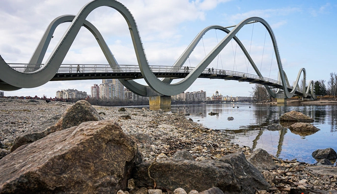 Дощі, мокрий сніг і нічні морози: в Україні знову погіршиться погода 