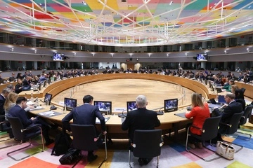 ЄС може змінити підхід до Угорщини після блокування €90 млрд для України