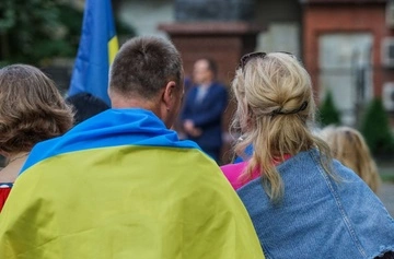 ЕС изучает возможность продолжения временной защиты украинцев, но по новым правилам — СМИ