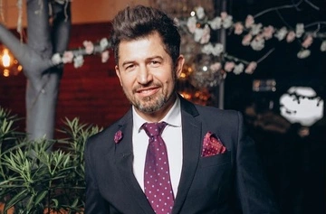 "Смертельно опасный разворот": Андрей Джеджула с дочерью попал в ДТП