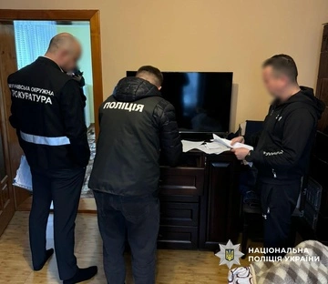 Нацполіція проводить 70 обшуків у медзакладах через привласнення бюджетних коштів