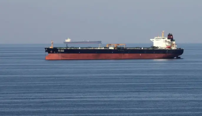 Bloomberg: Танкер з пальним РФ, що йшов до Куби, змінив напрямок після попередження США