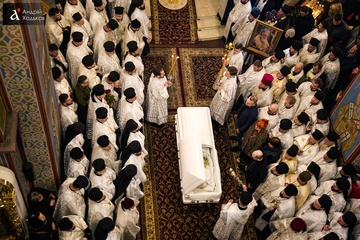 У Києві розпочалося прощання патріархом Філаретом — фото