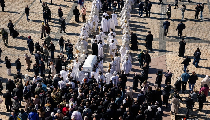 У Києві відбулася прощальна церемонія з Патріархом Філаретом — фото