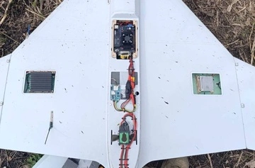 Радник міністра оборони "Флеш" показав вміст нового російського дрона "Клин"