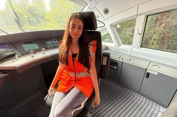 В "Укрзализныце" рассказали о проводнице, погибшей во время эвакуации из поезда в Одесской области