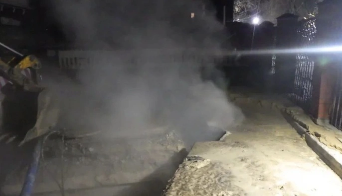 Померла 16-річна дівчина, яка зазнала опіків 75% тіла через прорив тепломережі в Києві