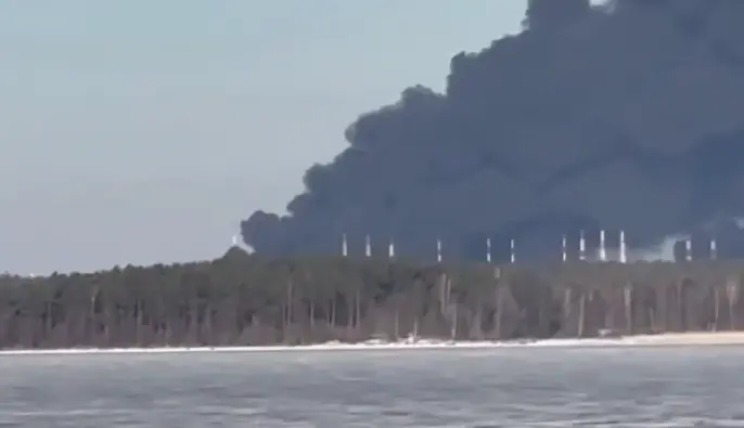 Сили оборони уразили нафтовий термінал у Приморську та НПЗ в Уфі