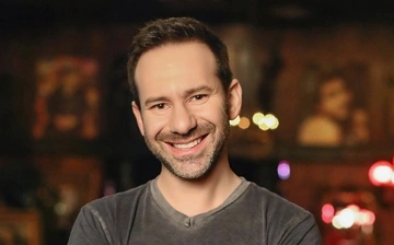 В 43 года умер владелец OnlyFans родом из Украины – Леонид Радвинский