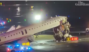 Столкновение самолета Air Canada с пожарной машиной в Нью-Йорке: два пилота погибли