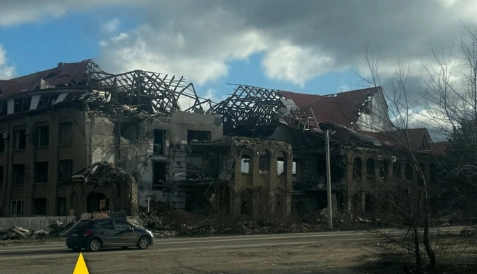 Окупанти перекинули паливозаправники на базу у Луганську, - партизани