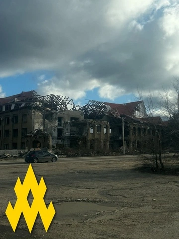 Окупанти перекинули паливозаправники на базу у Луганську, - партизани