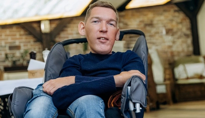 Псевдозбір на лікування СМА: львів’янину Назарію Гусакову змінили підозру