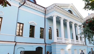 Поблизу метро "Арсенальна" виставили на продаж історичну садибу Іпсіланті 